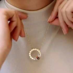 Bee Mine Altın Arı Zincirli Kolye