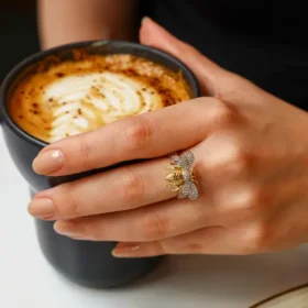 Bee Mine Altın Arı Yüzük