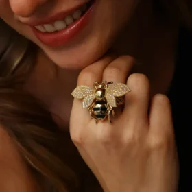 Bee Mine Altın Arı Burgu Yüzük