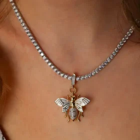 Bee Mine Altın Arı Kolye Ucu