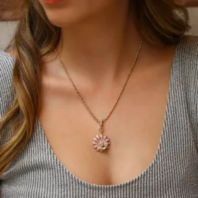 Bee Mine Altın Arı Çiçek Kolye Ucu