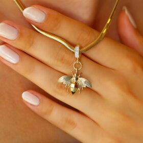 Bee Mine Altın Arı Kolye Ucu