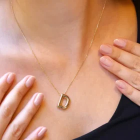 Altın Balon D Harf Kolye