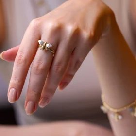 Bee Mine Altın Arı Yüzük