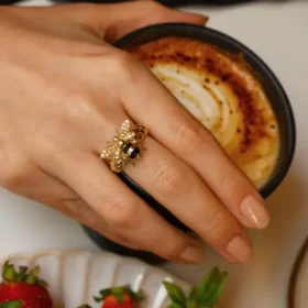 Bee Mine Altın Arı Yüzük