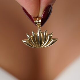 14 Ayar Altın Büyük Lotus Çiçeği Kolye Ucu
