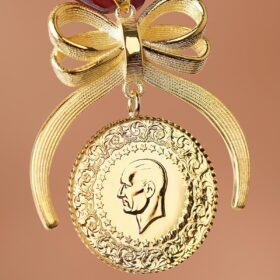 14 Ayar Altın Fiyonklu Çeyrek Altın Kolye Ucu