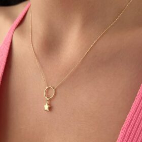 14 Ayar Altın Halka İçerisinde Şişko Yıldız Sallantılı Kolye