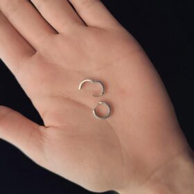 14 Ayar Altın Köşeli Mini Beyaz Halka Küpe