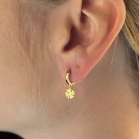 14 Ayar Altın Köşeli Yonca Sallantılı Küpe