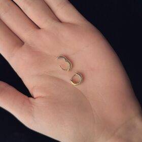 14 Ayar Altın Mini Dik Uçlu Halka Küpe