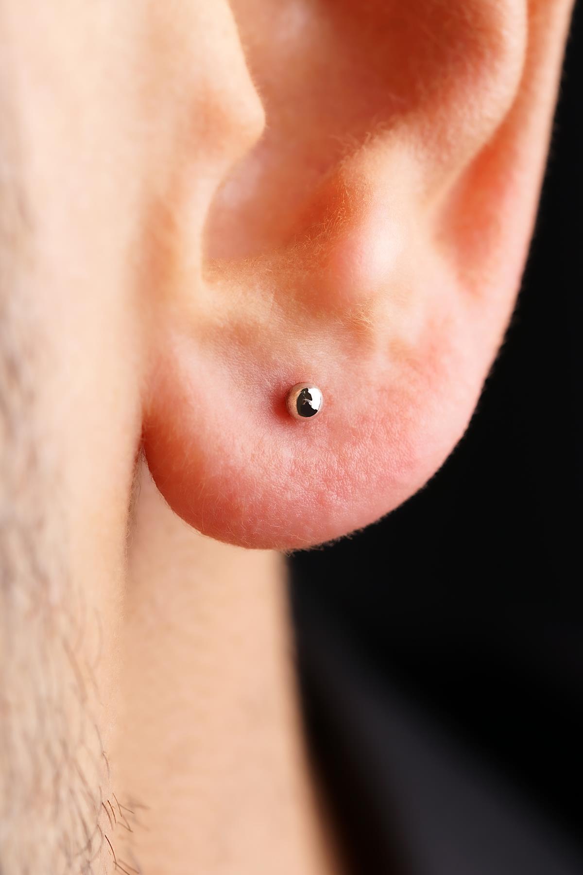 14 Ayar Altın Mini Yuvarlak Top Küpe Erkek - Görsel 2