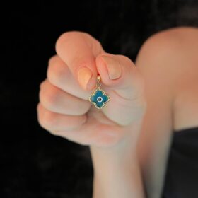 14 Ayar Altın Nazarlık Detaylı Yonca Kolye Ucu