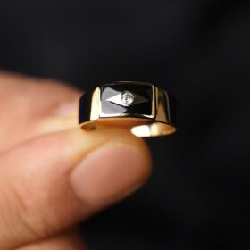 14 Ayar Altın Siyah Mineli Dikdörtgen Şövalye Yüzük Erkek