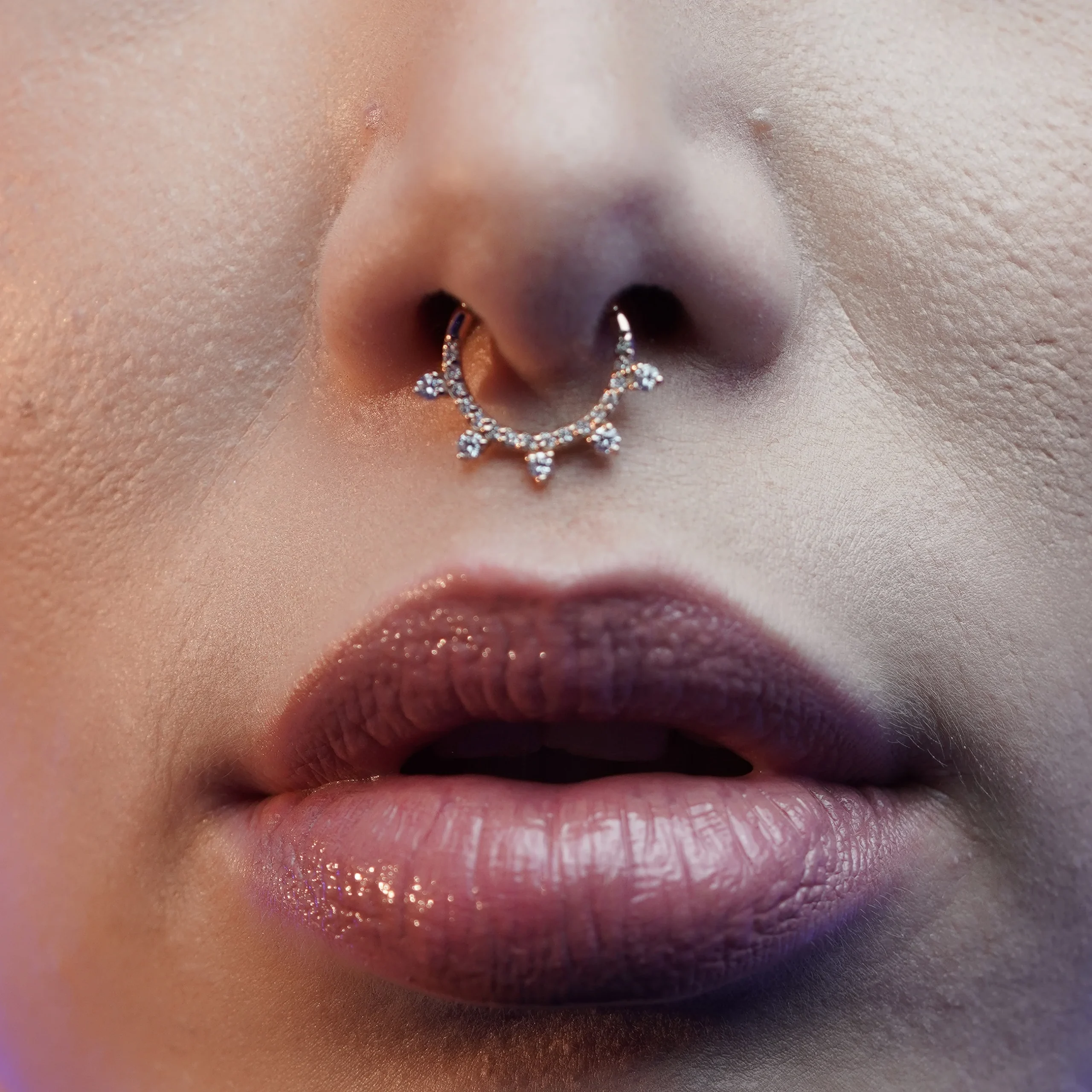 Halka Sıra Pırlanta Piercing - Görsel 4