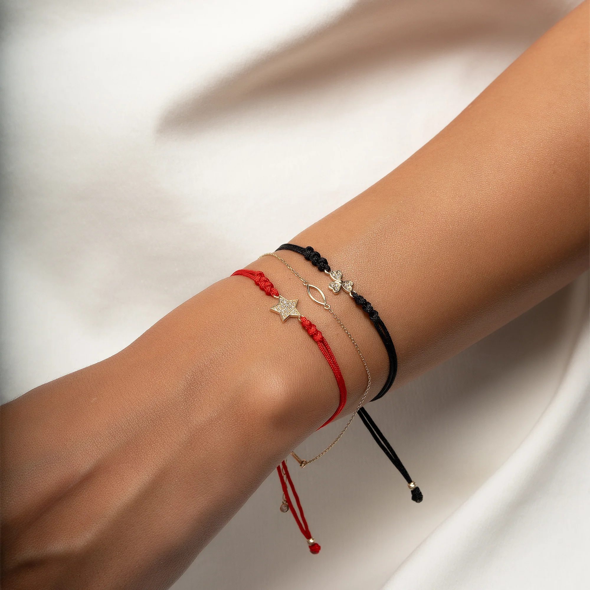 Motto Altın Taşlı Yıldız İpli Bileklik - Görsel 3