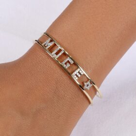 14 Ayar Altın Pırlanta Taşlı İsimli Kelepçe Bileklik